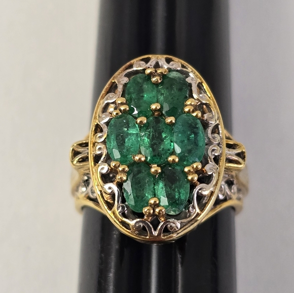 Vintage Jewelry - Sterling Silver 925 Intricate Green and Gold Ring with Emerald Cluster